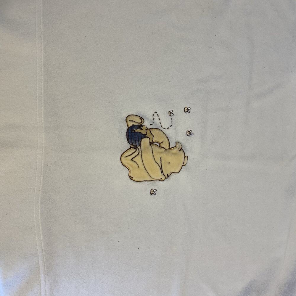 VTG Disney Classic Pooh White Plush Bear Baby Blanket OS Baby Kids 37”x29”
